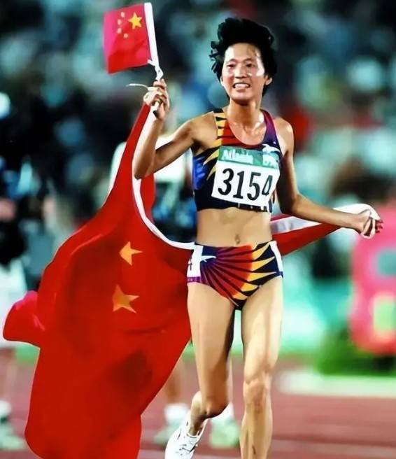 开云公司-奥运冠军王军霞：退役后移居美国，三个孩子三个爹，如今活成了这样|亚特兰大奥运会|婚姻|家庭|奥运会|赛场_新浪体育_新浪新闻