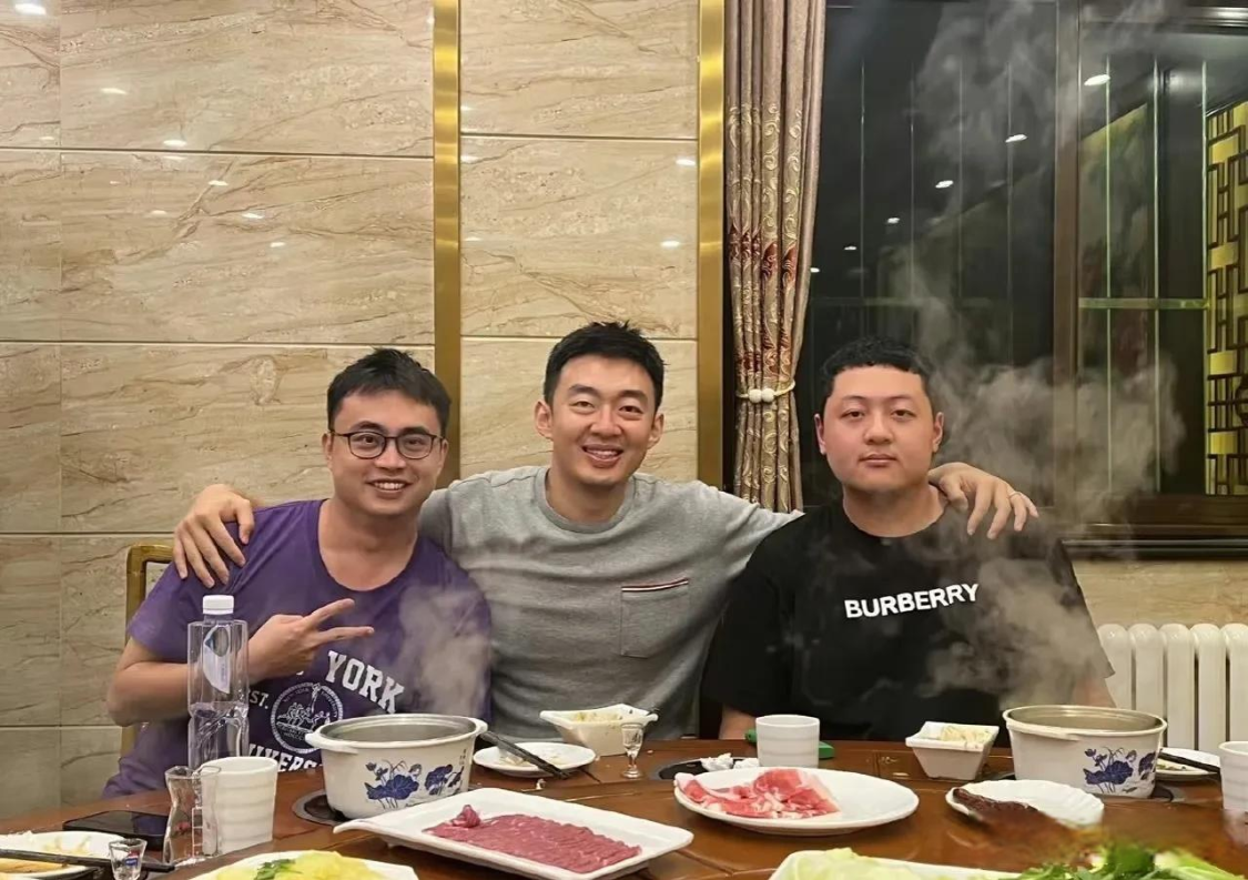 开云部门-刘家成接班人？多次狮子大开口全砸手里，球迷：卖人都卖不明白